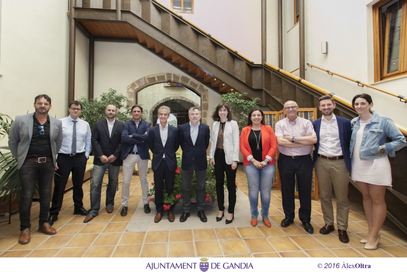 Gandia se reúne con el sector turístico y empresarial de la Safor