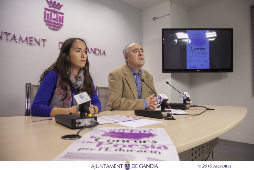 Gandia convoca el primer Concurso de Poesía por la Educación