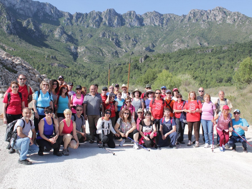 Un grupo de la ONCE visita los parajes de Villalonga