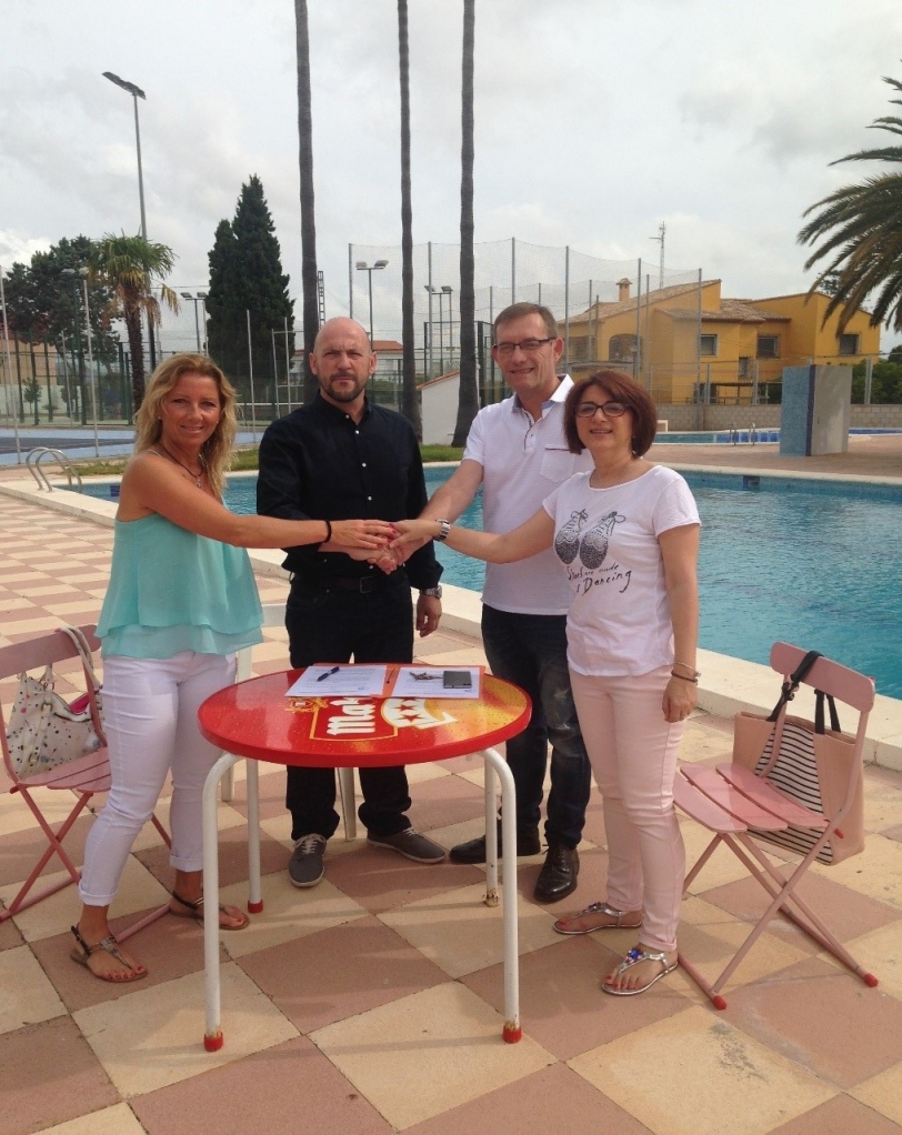 Beniarjó y Beniflà convenian utilizar la piscina municipal e instalaciones