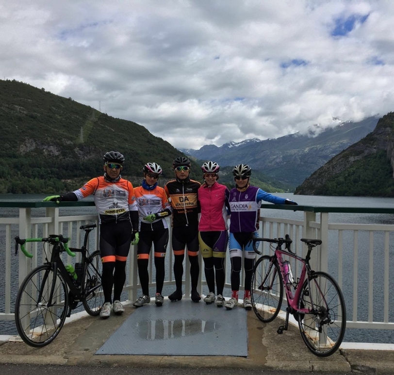 Los componentes de la Peña Ciclista Beniopa destacan en la Quebrantahuesos