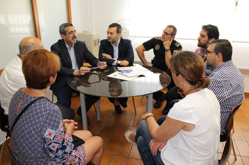 Tavernes recibe la visita del director de Seguridad y Emergencias de la GV