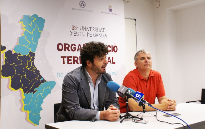 El curso 'Democracia desde abajo' de UEG afronta un nuevo modelo de futuro