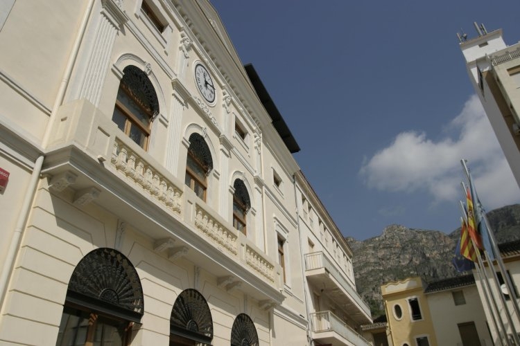 El PSPV de Tavernes propone reducir el recibo del IBI en 2017