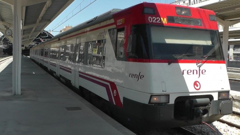 Oliva pide unidad para conseguir el tren de la Costa, Gandia-Oliva-Denia