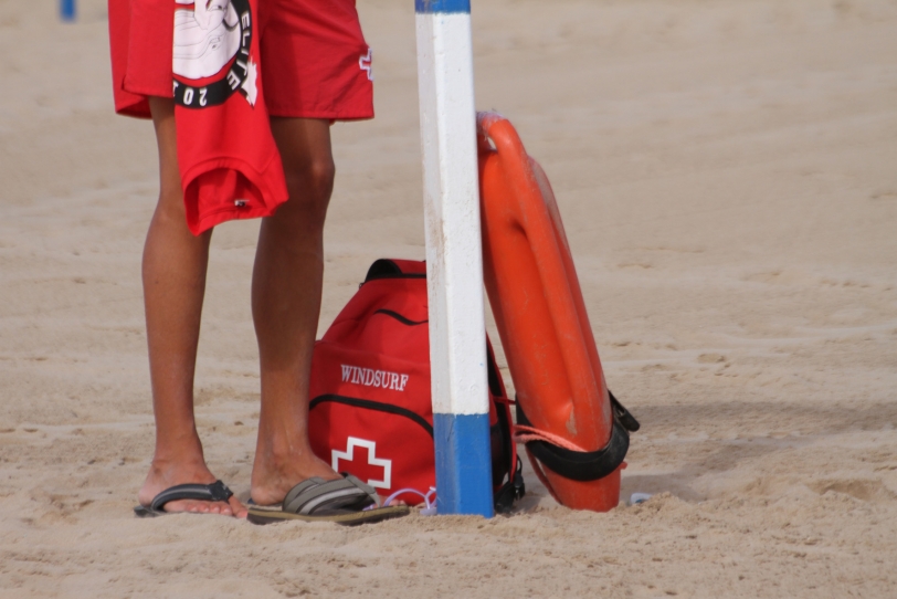 Una mujer de 70 años fallece ahogada en la playa de Gandia
