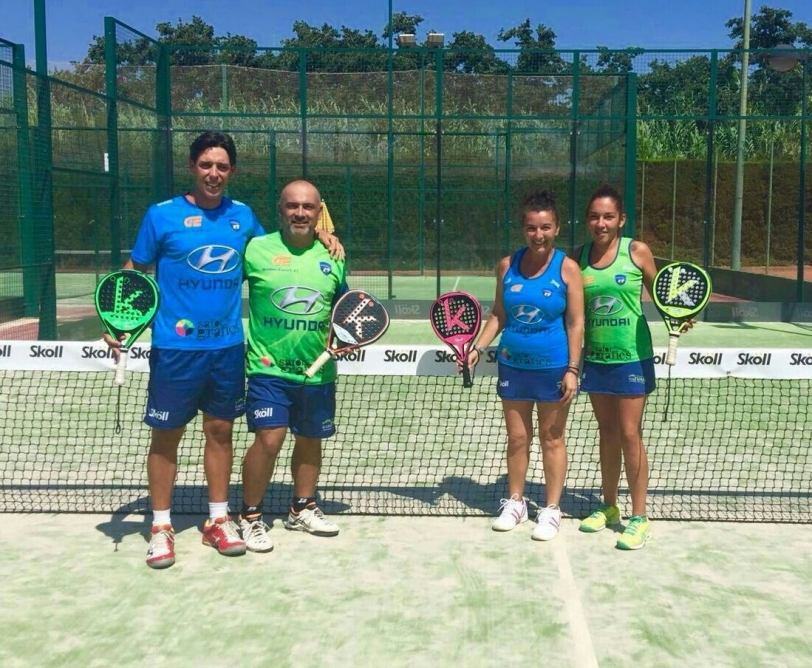 La Escuela de Pádel del Club de Tenis Gandia presenta su nueva equipación