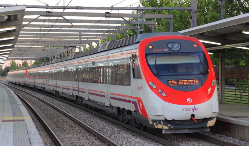 Oliva se decanta por una parada del Tren de la Costa en el centro urbano