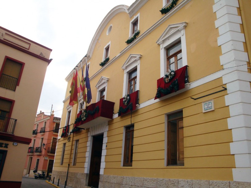 Ayuntamiento de Oliva presenta las nuevas ayudas para el pago del alquiler