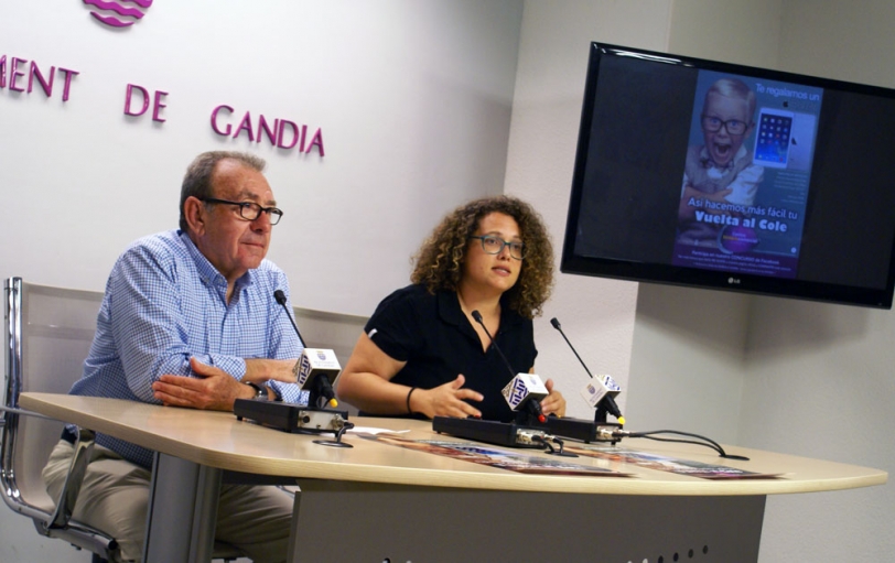 Campaña de ''Tornada a l'Escola'' en el Centre Històric Comercial