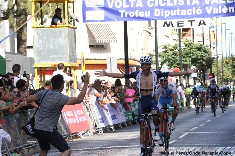 El ciclista portugués Gaspar Gonçalvez vence en Gandia en la DipuVuelta