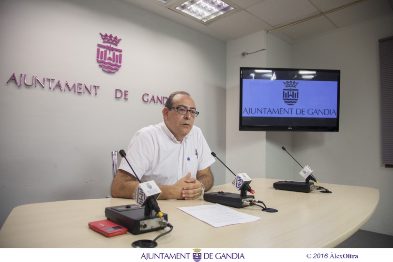 La campaña de limpieza integral pasará por el 100% de las calles de Gandia