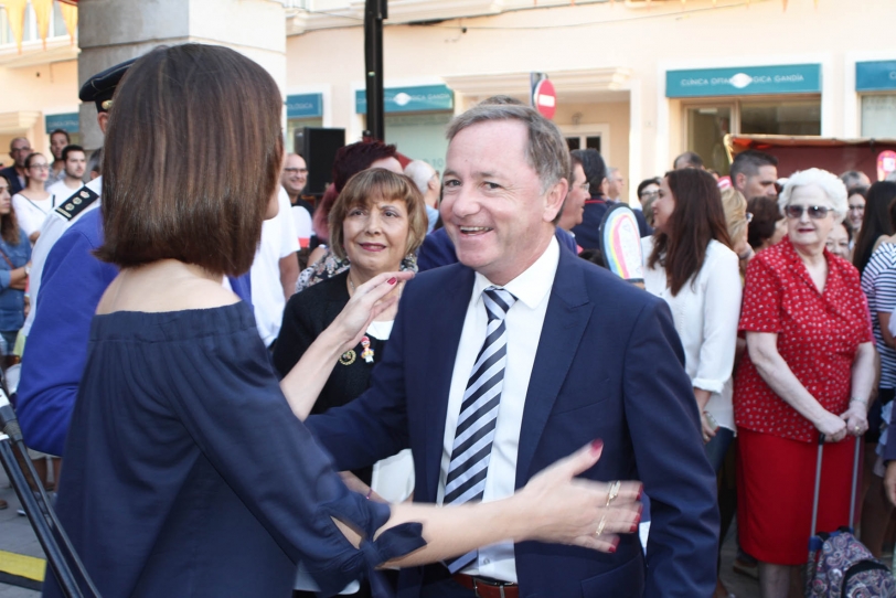 El delegado del Gobierno asiste a la apertura de la Fira de Gandia