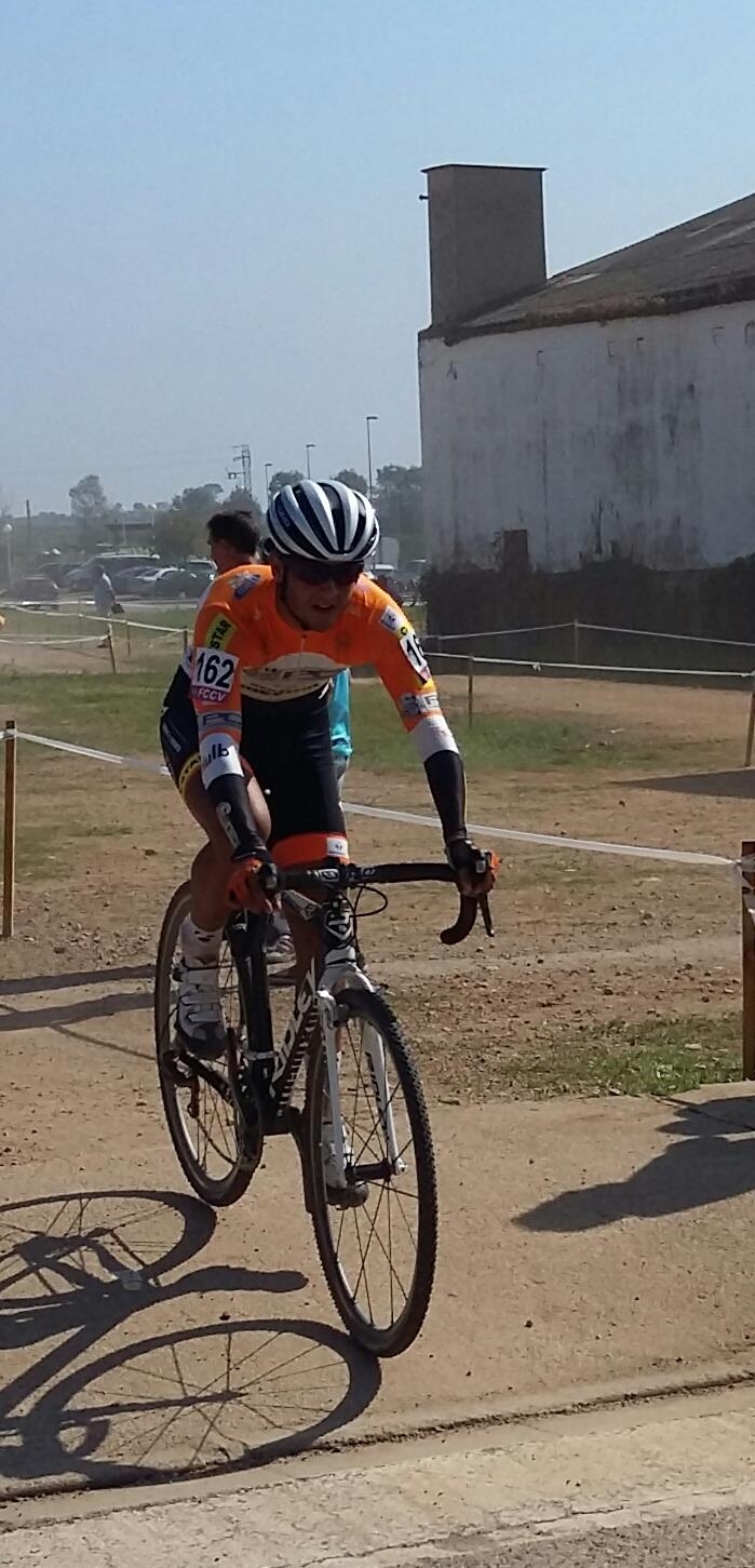 La Peña Ciclista Beniopa empieza el Ciclocross con el maillot de líder