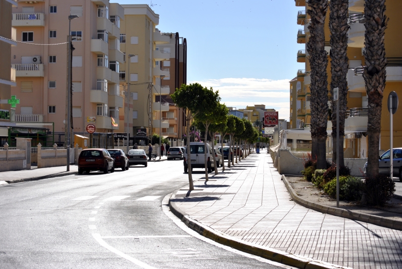 Fincas de la playa de Xeraco podrán instalar ascensores en espacio público