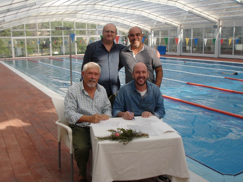 Beniflà se suma a ocho poblaciones más en utilizar la piscina de Ador