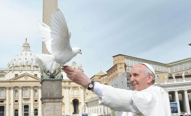 Dos gandienses sin techo acuden hoy a un encuentro con el Papa Francisco