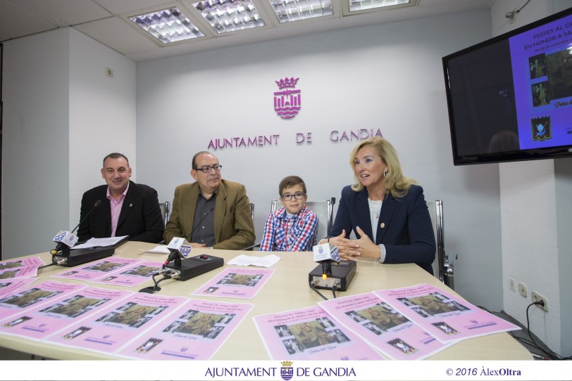 El Grau de Gandia da la bienvenida a sus fiestas patronales