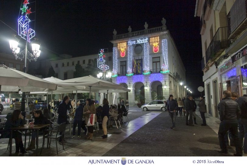 Gandia adjudica las luces de Navidad para el centro histórico y el Grau