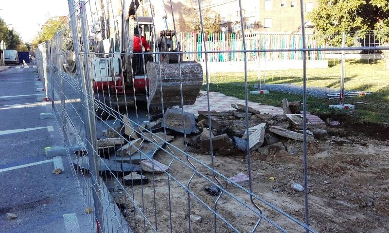 Tavernes inicia las obras de la calle de La Barca que pidieron los vecinos