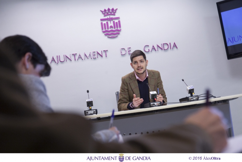 Gandia destina 125.000 euros para dotar de luz la zona de ocio de la playa