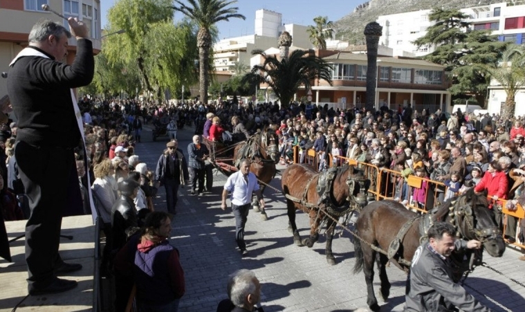 Tavernes de la Valldigna celebra la festividad de San Antonio 