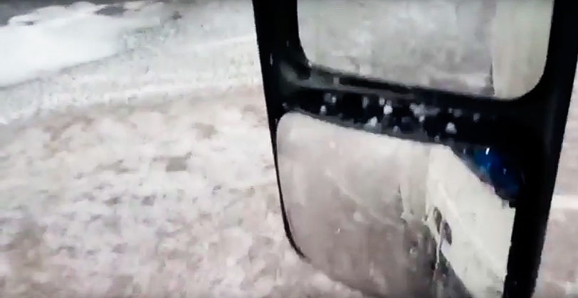 Impresionante tormenta de granizo en la playa de Gandia hoy jueves