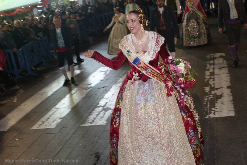 Sátira, crítica y gracia en la Cabalgata Mayor de las Fallas de Gandia