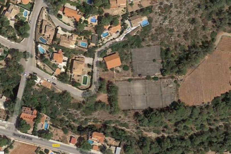Paralizan las obras del Club de Tenis de Marxuquera por carecer de licencia