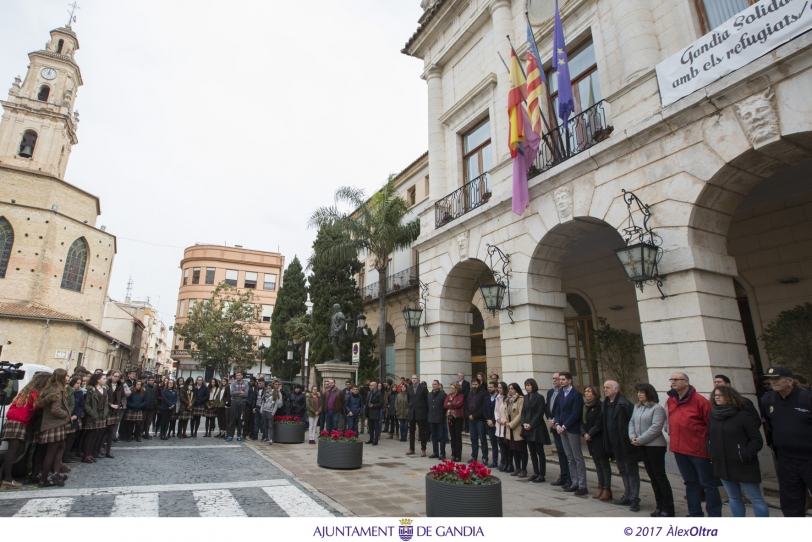 Municipios de La Safor guardan un minuto de silencio por los últimos sucesos