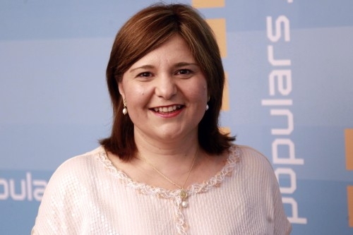 PP Gandia recoge un centenar de avales para la candidatura de Isabel Bonig