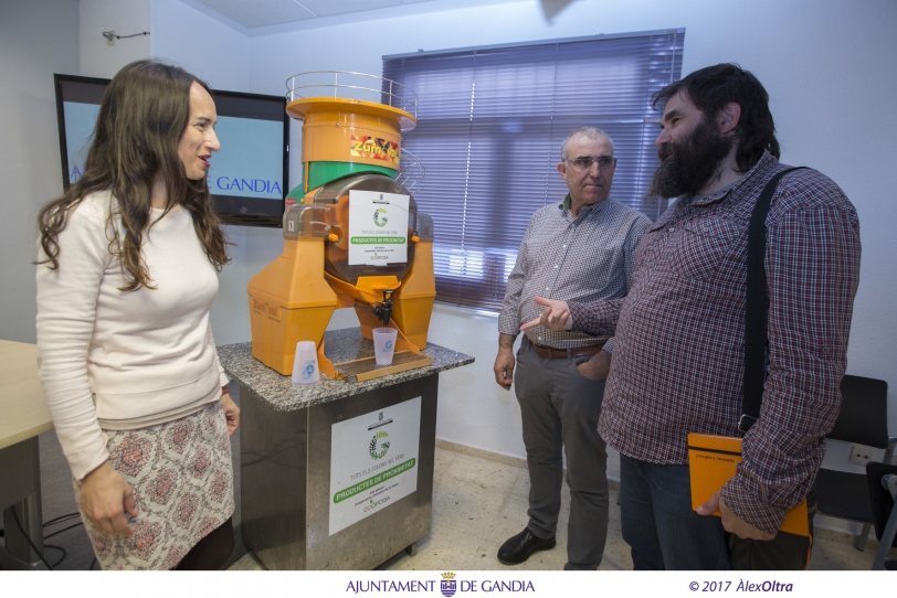 Los alumnos de 5 colegios de Gandia disfrutarán de zumo de naranja gratuito