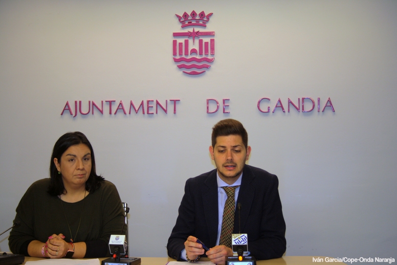 Gandia pide una ayuda a la Generalitat para adquirir material bibliográfico