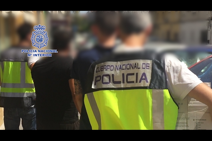 Detenido en Gandia por robar un tractor y un rotovator de 3.500 euros