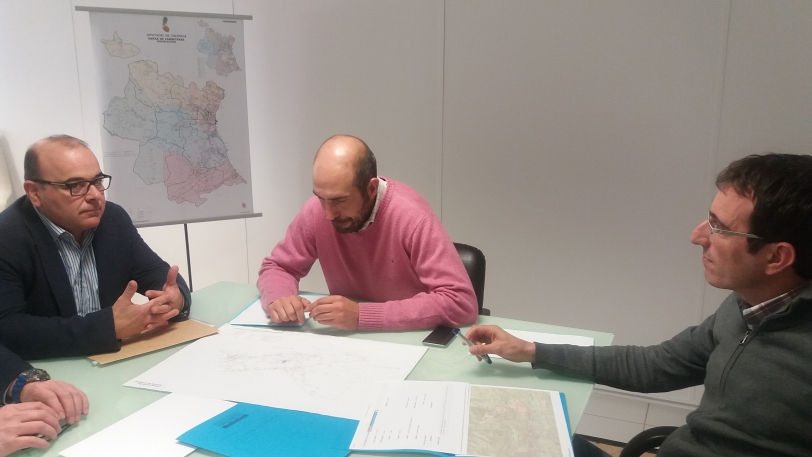 La Diputació busca una solución a la carretera de acceso a Almiserà
