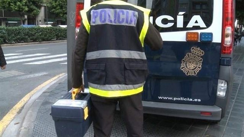 Encuentran a una mujer muerta en un inmueble del centro de Gandia