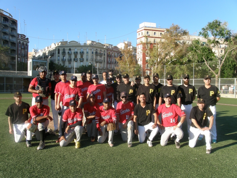 Victoria del Home Gandia Beisbol Club contra los Piratas de Valencia
