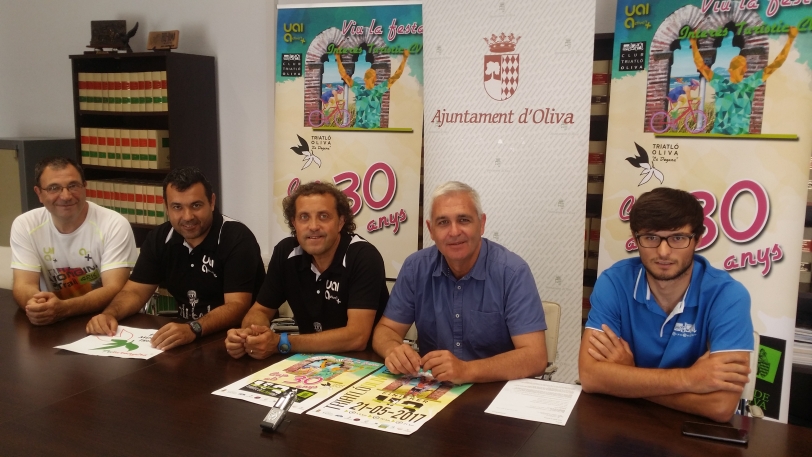 Oliva acoge el V triatlón ``Capità de la Vanguarda`` este domingo