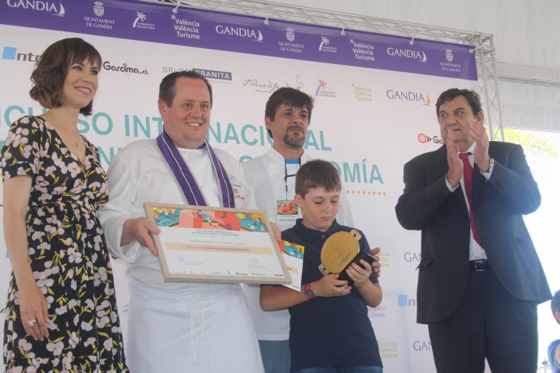 Roque Carmona, ganador de la 43 edición del concurso de Fideuà de Gandia