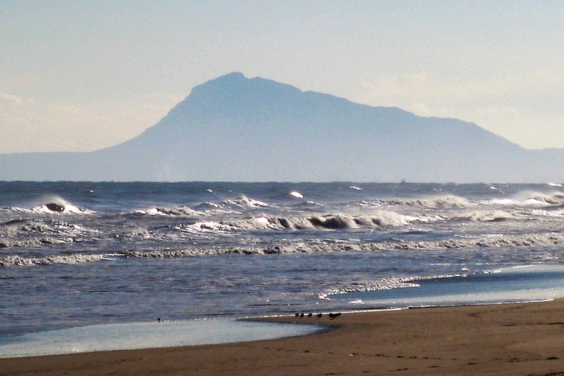 Fallece mientras se bañaba en la playa de Daimús un turista francés