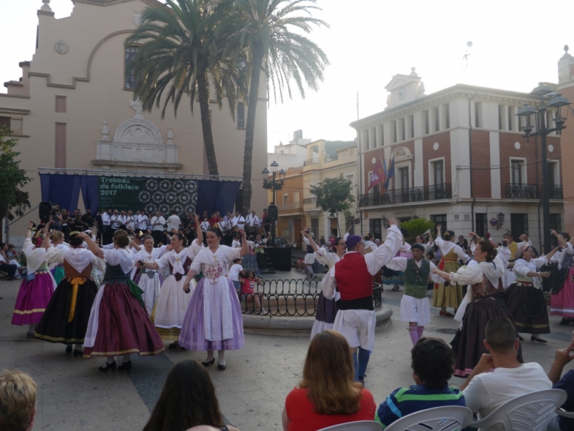 La Trobada de Folklore de la Diputación llega a Tavernes de la Valldigna