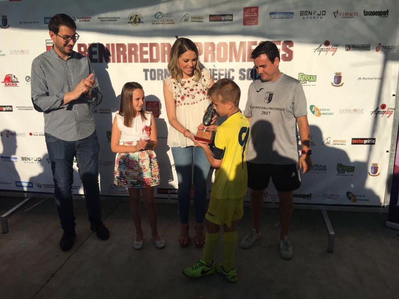 Primer fin de semana positivo en el torneo benéfico de Benirredrà