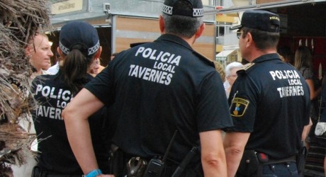 La Policía Local de Tavernes evita el robo de un camión en Marjaletes