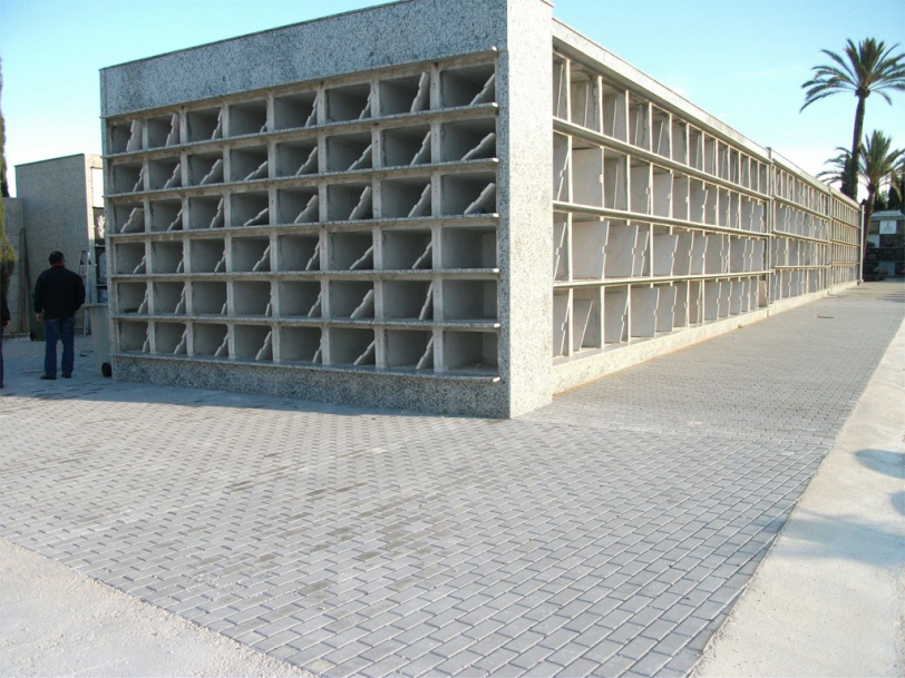 El cobro de tasas de Cementerio destapa en Gandia una recaudación irregular