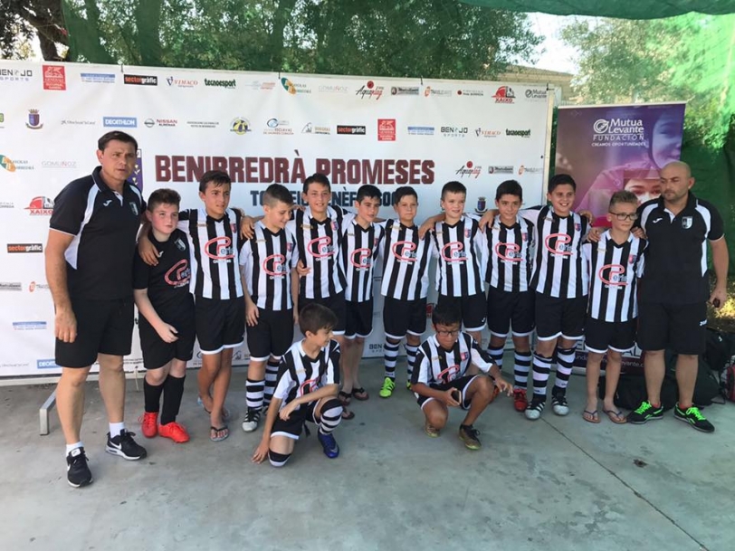 El Torneo Benéfico Benirredrà recauda 12.500 euros para los niños con cáncer