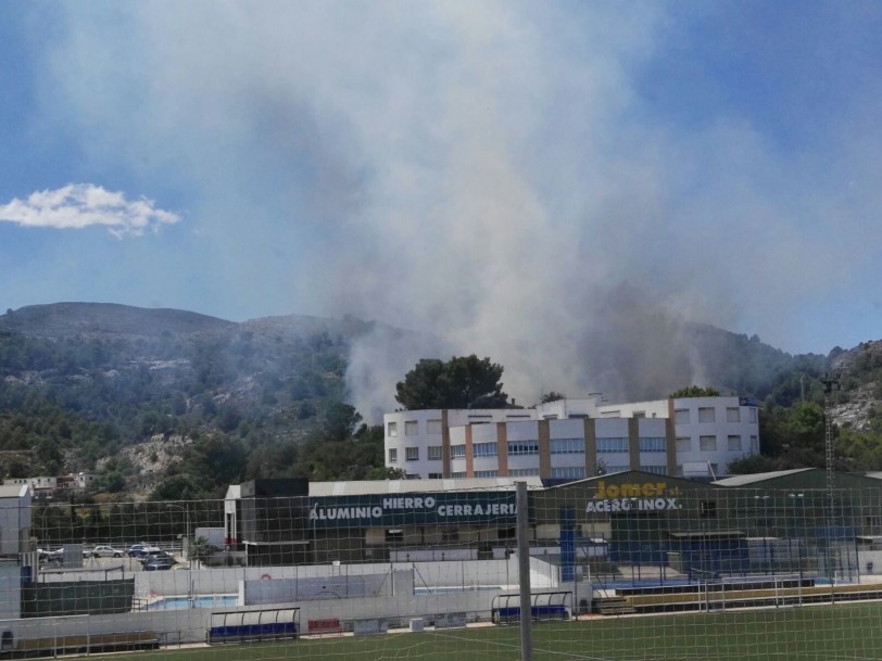 Controlado el incendio del Real de Gandia
