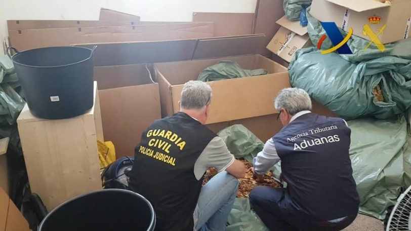 Detenidos los tres miembros de un grupo contrabandista de tabaco