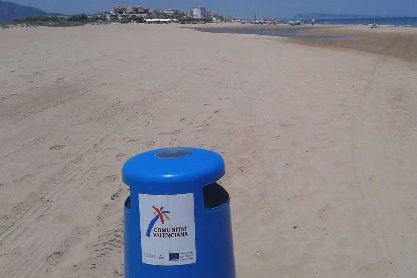 Tras la polémica el río Vaca ya desemboca en la playa de Gandia