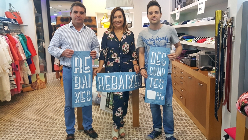 Oliva se suma de nuevo a la campaña de Rebajas en valenciano