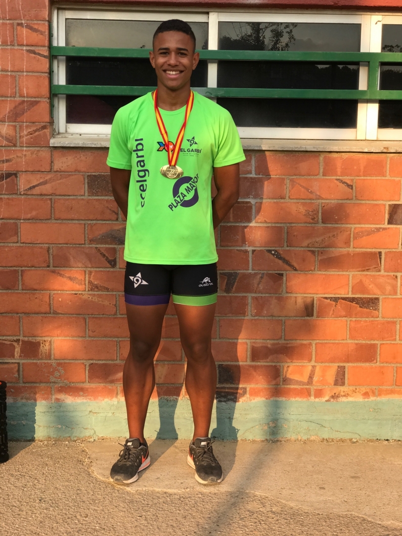 Luis Salort se corona como Campeón de España Junior batiendo récord
